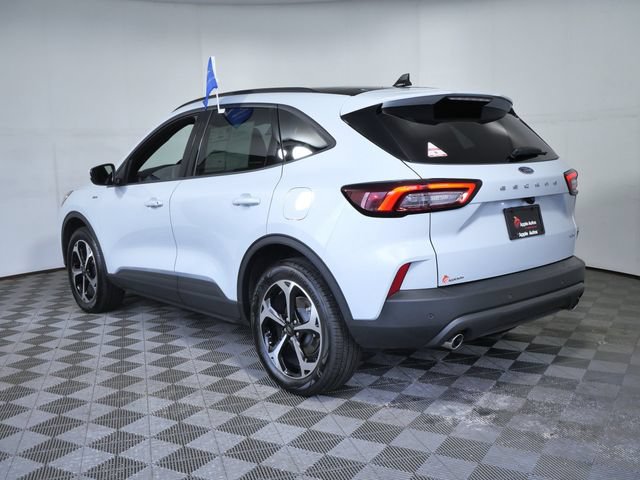 Certified 2025 Ford Escape ST-Line Select w/ Tech Pack #1 AWD/4WD image 31