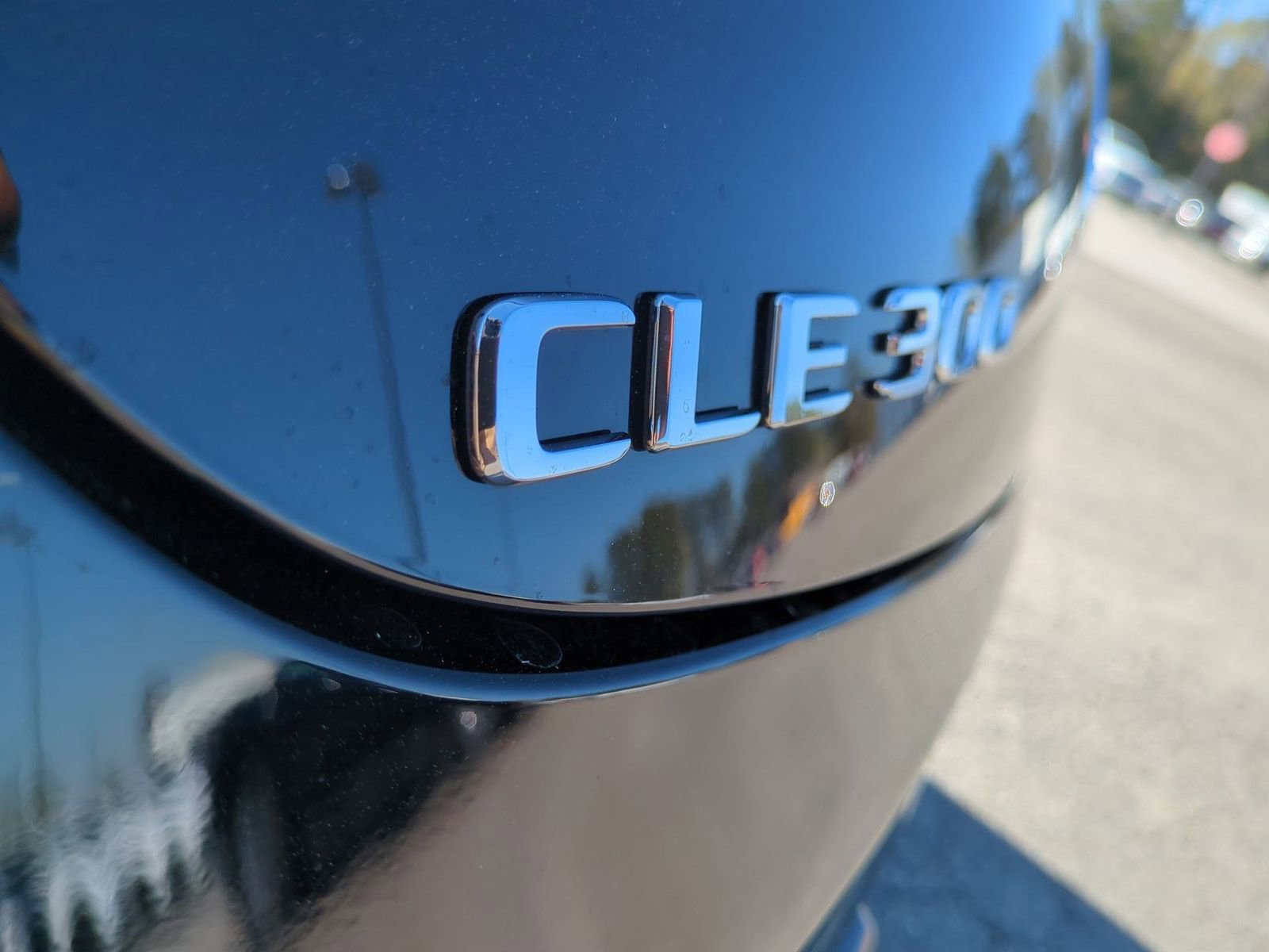 Used 2025 Mercedes-Benz CLE 300 4MATIC Cabriolet image 33