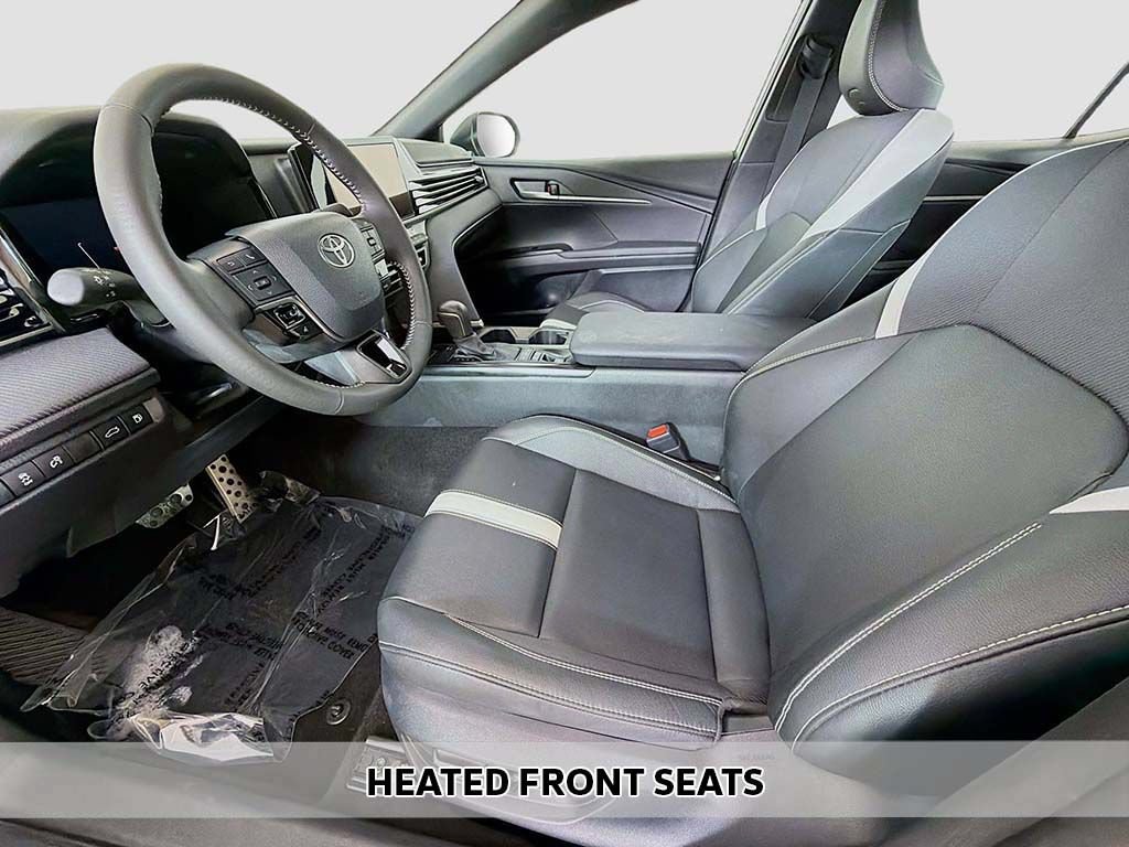 Used 2026 Toyota Camry SE FWD image 7