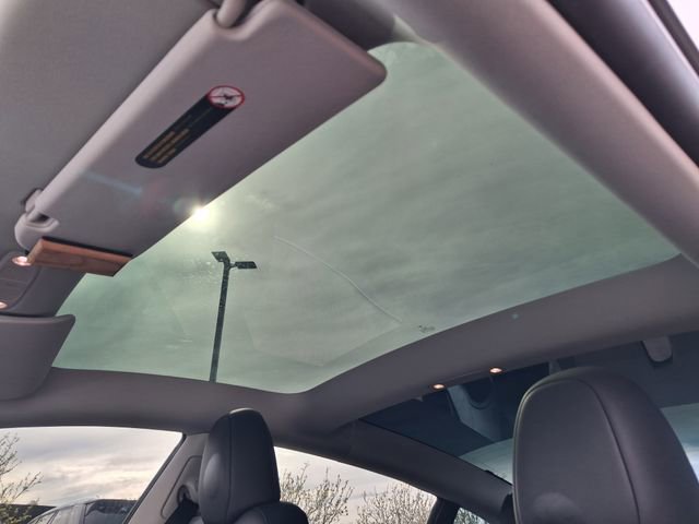 Used 2023 Tesla Model 3 Performance image 29