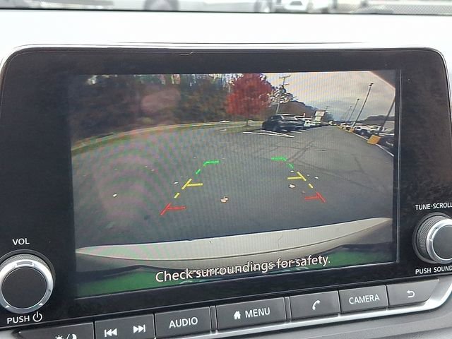 Used 2024 Nissan Rogue SV image 20