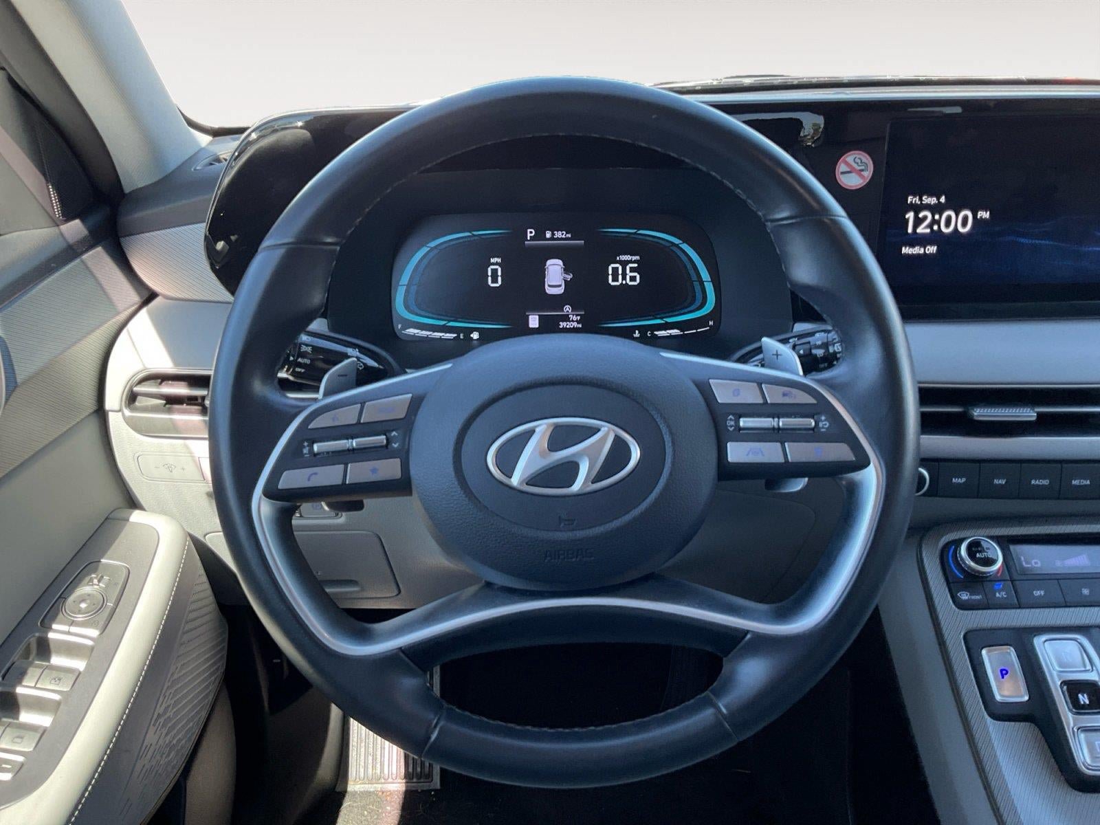 Used 2025 Hyundai Palisade SEL AWD/4WD image 12