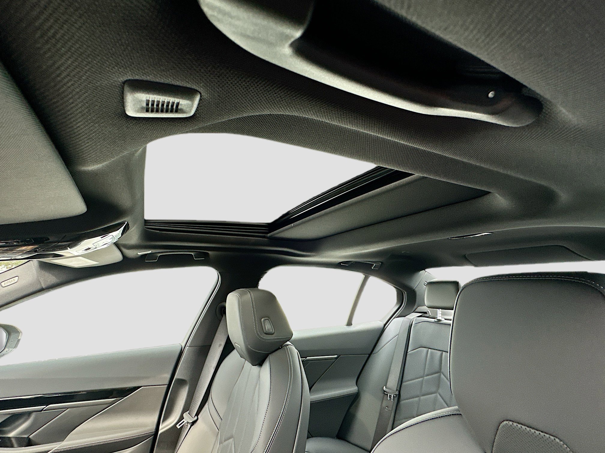 New 2026 BMW 530i w/ M Sport Package image 14