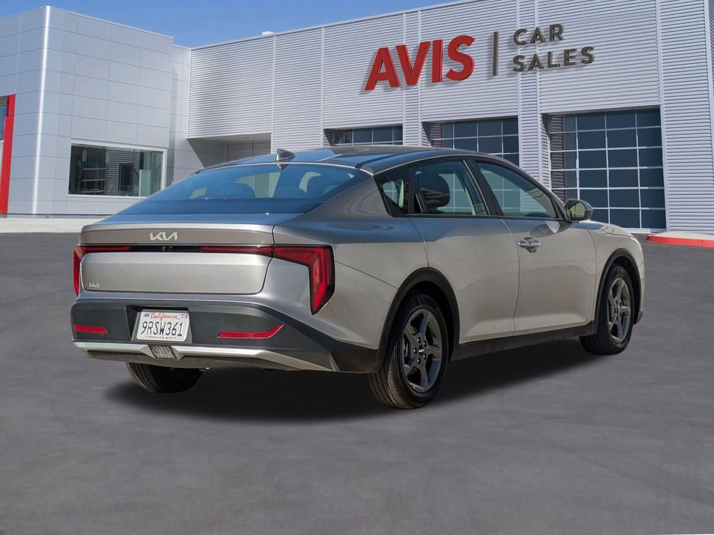 Used 2025 Kia K4 LXS image 6
