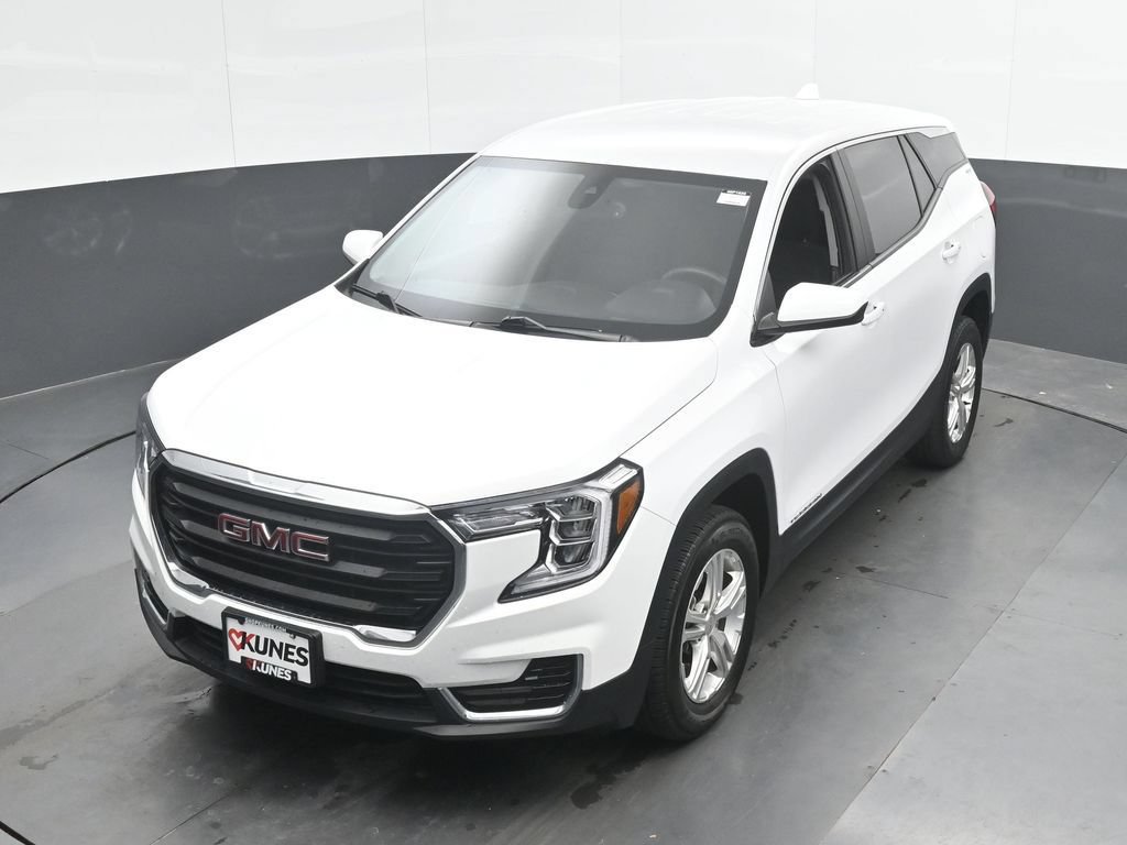 Used 2024 GMC Terrain SLE AWD/4WD image 34