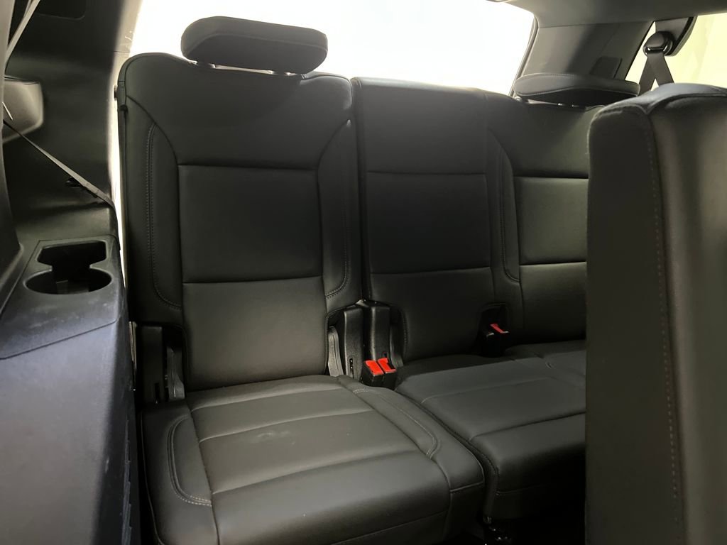 Used 2025 Chevrolet Tahoe LT image 29