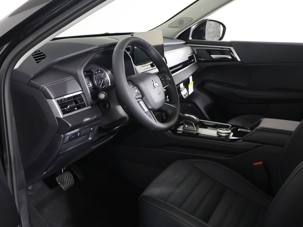New 2026 Mitsubishi Outlander SE FWD image 25