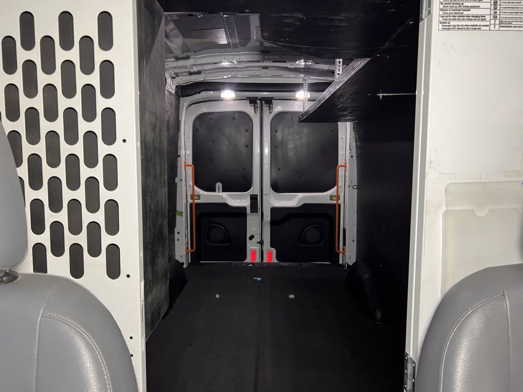 Used 2019 Ford Transit 150 148 Medium Roof image 4