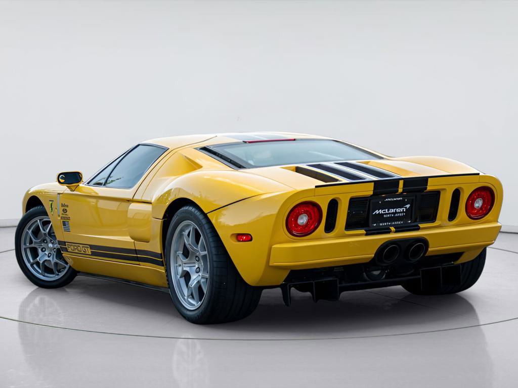 Used 2006 Ford GT RWD image 7