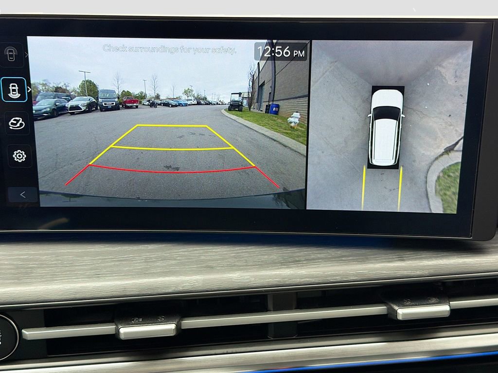 Used 2025 Hyundai Santa Fe Limited image 35