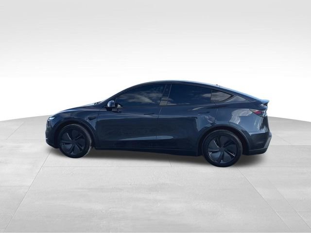 Used 2026 Tesla Model Y Long Range image 6