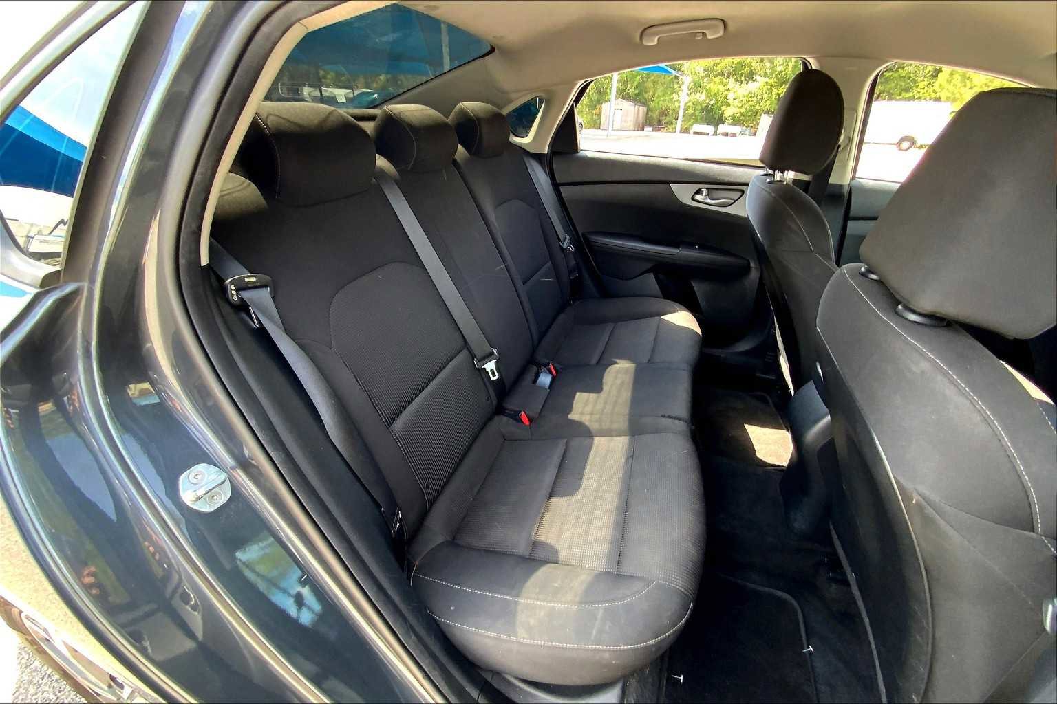 Used 2021 Kia Forte LXS image 17