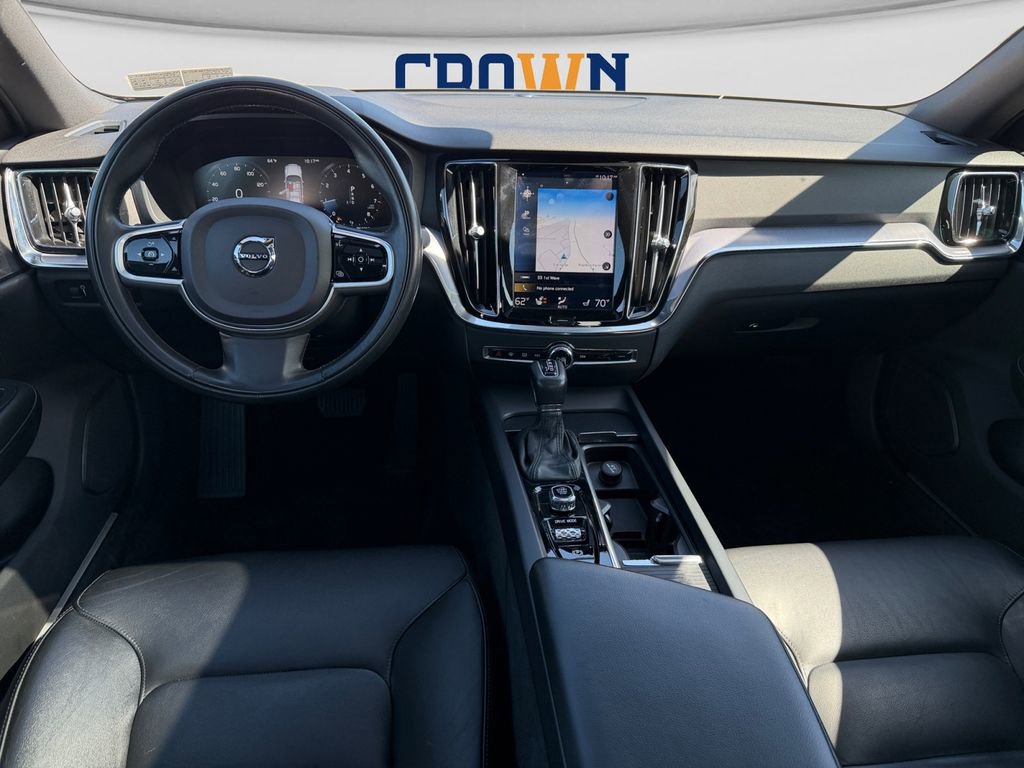Used 2020 Volvo S60 T5 Momentum FWD image 20