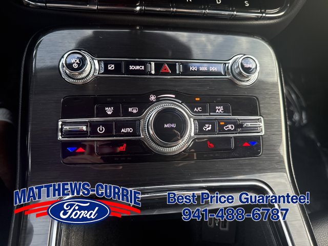 Used 2023 Lincoln Nautilus FWD w/ Premium Package image 21