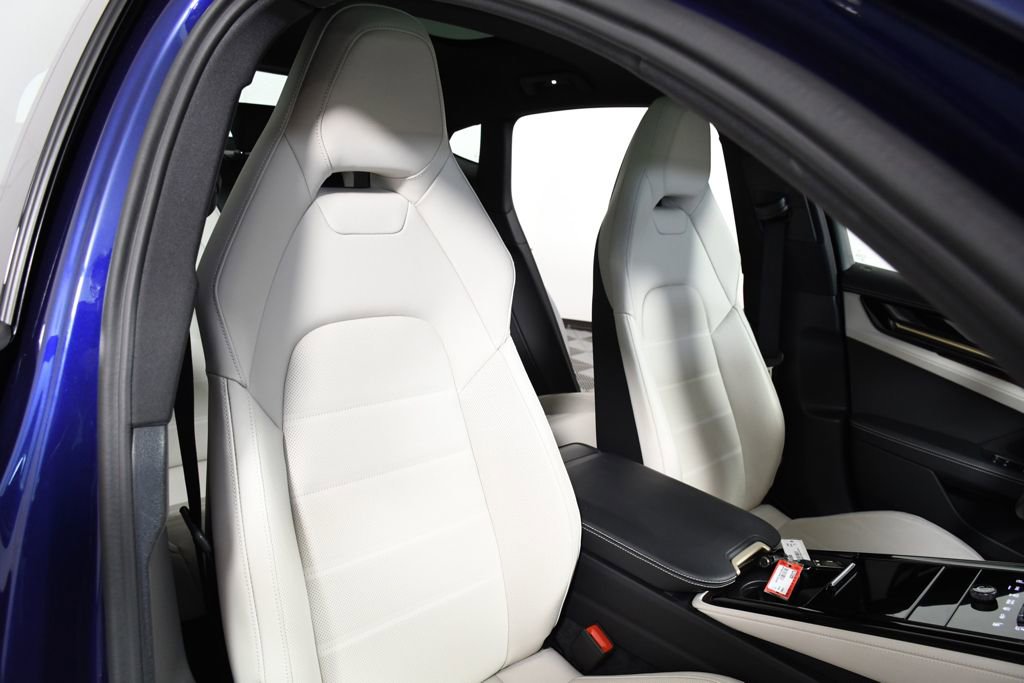 Used 2024 Porsche Panamera 4 AWD/4WD image 20