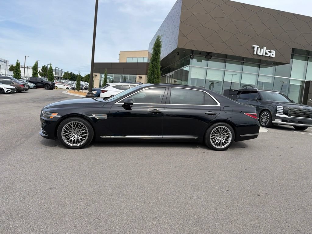 Used 2021 Genesis G90 5.0 Ultimate RWD image 4