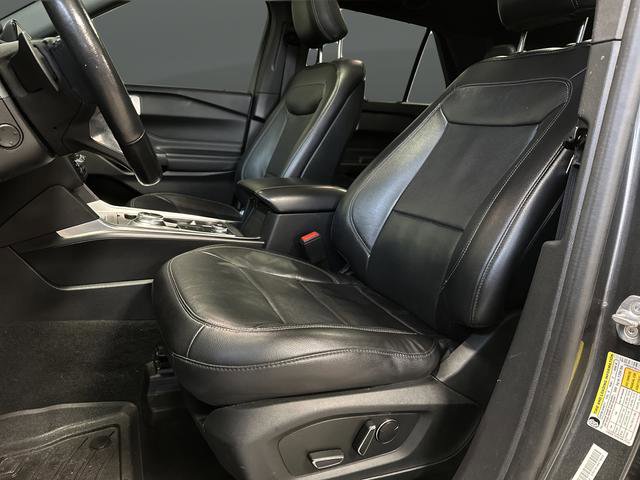 Used 2020 Ford Explorer Limited w/ Class III Trailer Tow Package image 4