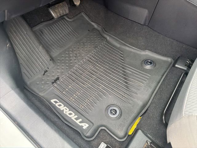 Used 2019 Toyota Corolla LE image 11
