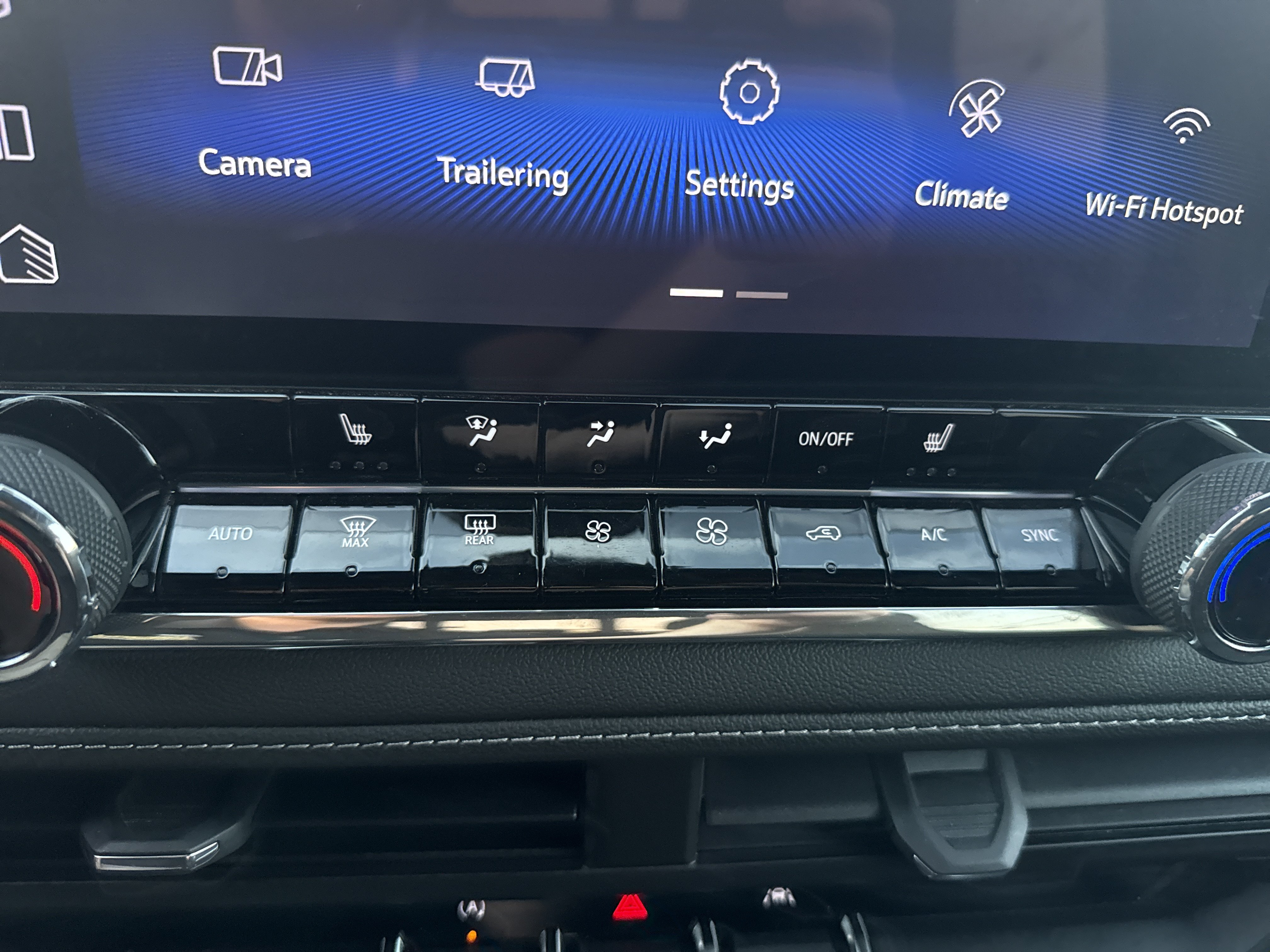 Used 2026 Chevrolet Colorado LT w/ Advanced Trailering Package AWD/4WD image 28