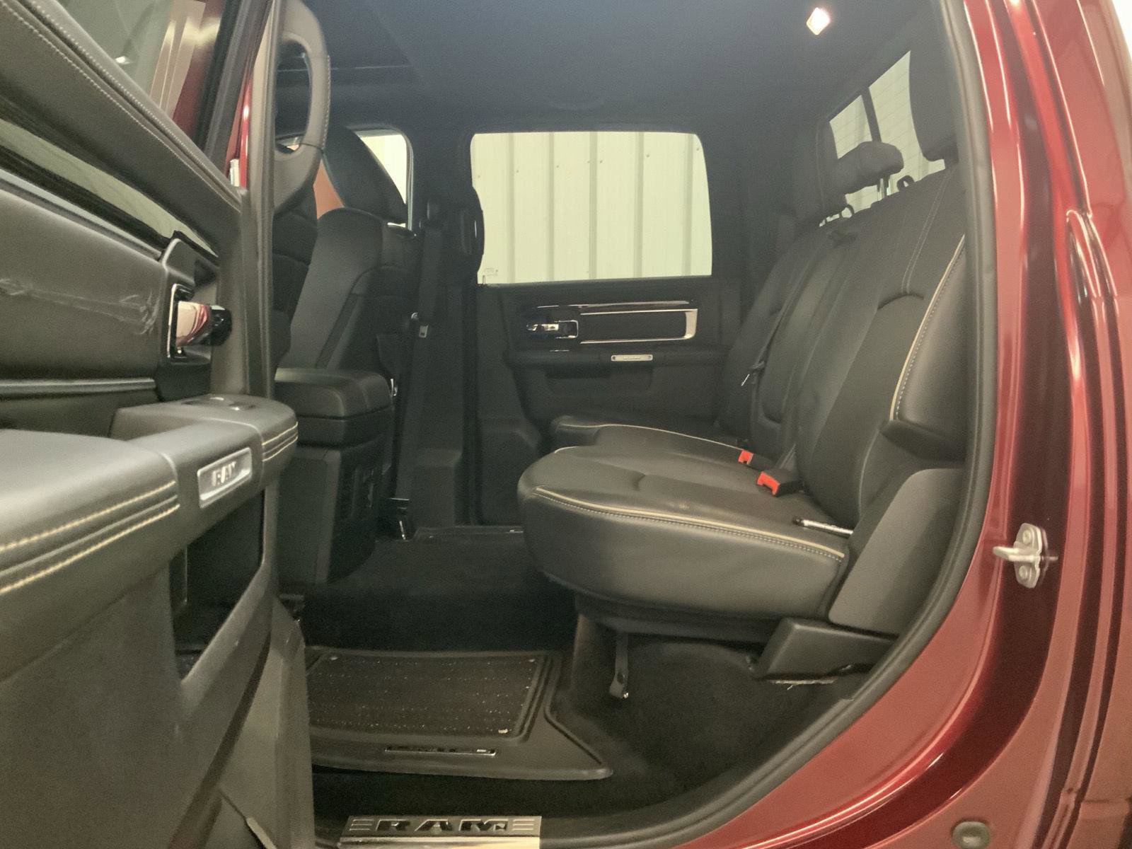 Used 2017 RAM 1500 Limited AWD/4WD image 33