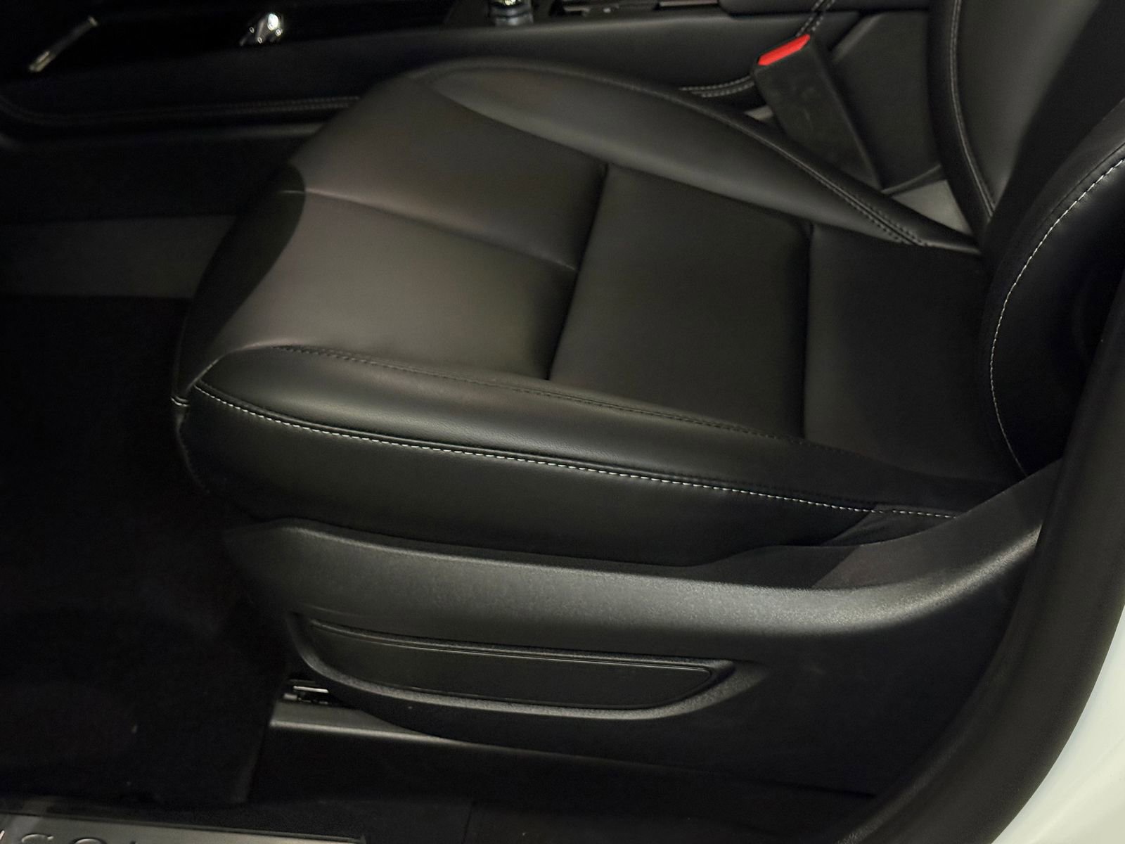 New 2026 Lincoln Corsair Premiere FWD image 21