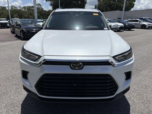 Certified 2024 Toyota Grand Highlander FWD image 6