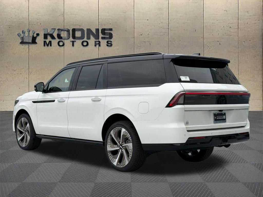 New 2026 Lincoln Navigator L Black Label AWD/4WD image 6