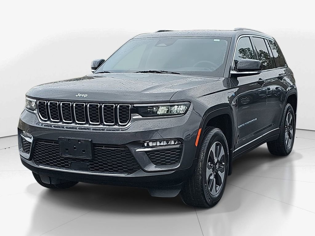 Used 2022 Jeep Grand Cherokee Limited 4xe w/ MOPAR Finishing Package image 10