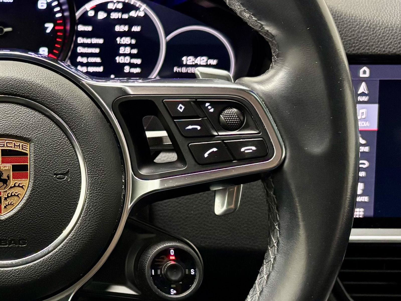 Used 2019 Porsche Cayenne AWD/4WD image 24