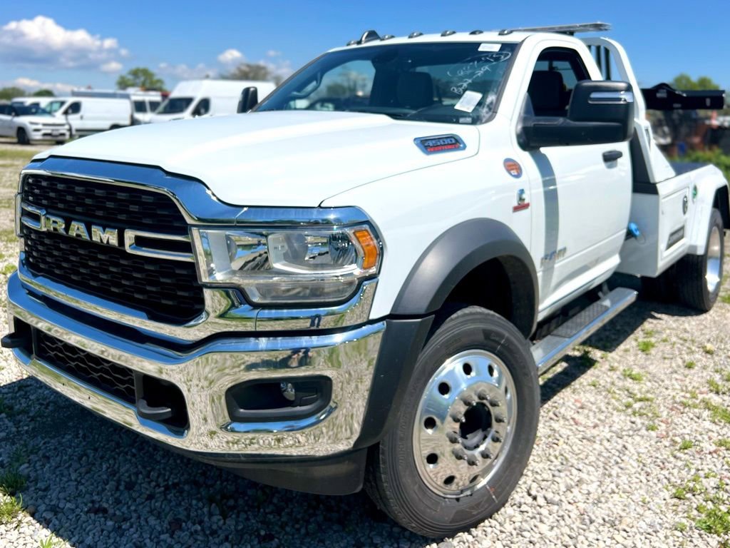 New 2024 RAM 4500 SLT w/ Quick Order Package 2YG SLT image 4