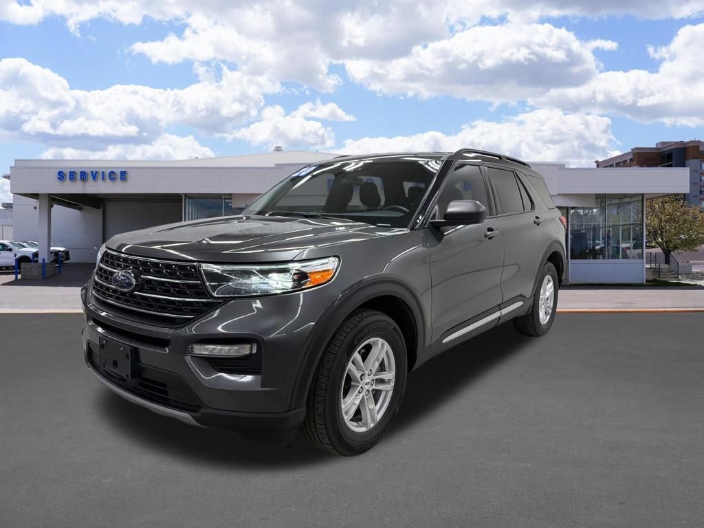 Used 2020 Ford Explorer XLT w/ Equipment Group 202A AWD/4WD image 7