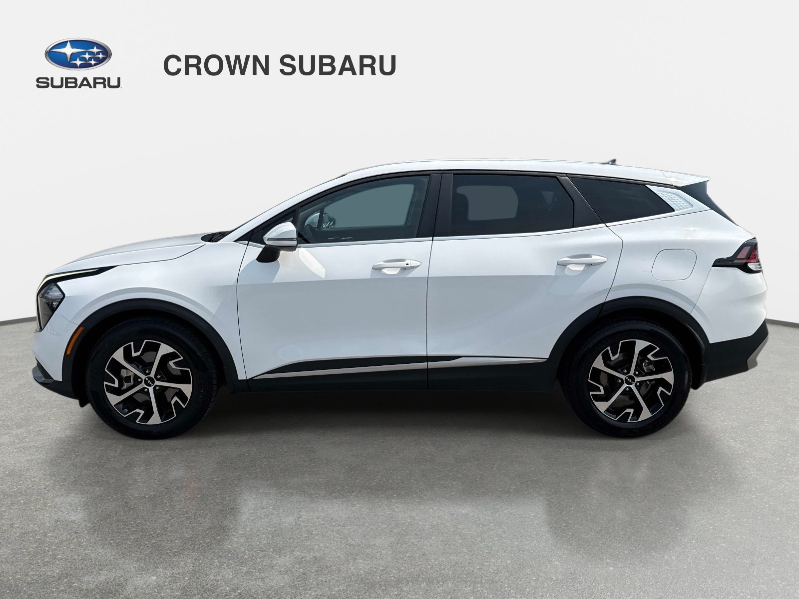 Used 2023 Kia Sportage EX FWD image 8