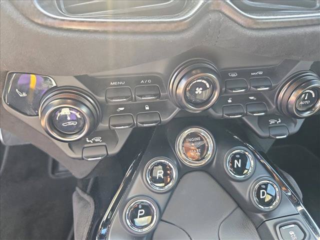 Used 2019 Aston Martin V8 Vantage Coupe RWD image 12