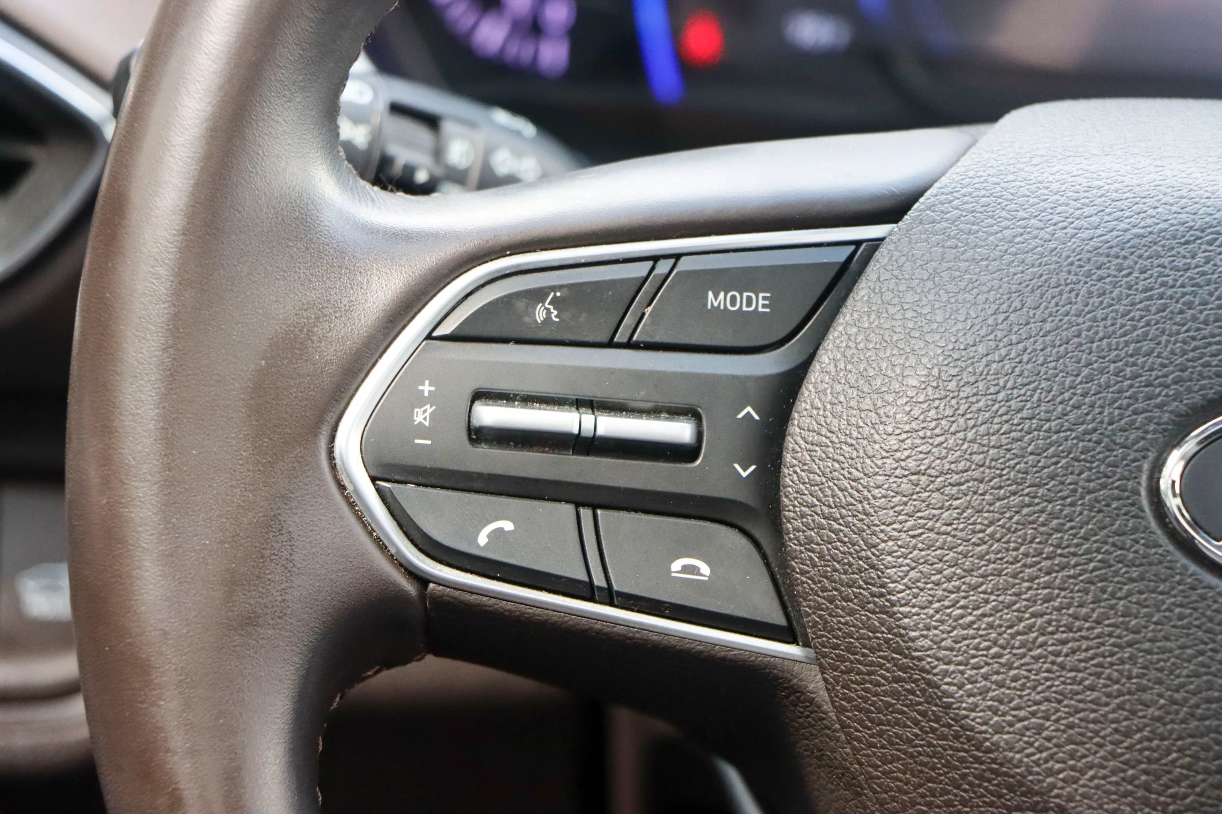 Used 2020 Hyundai Santa Fe SEL w/ Cargo Package FWD image 29