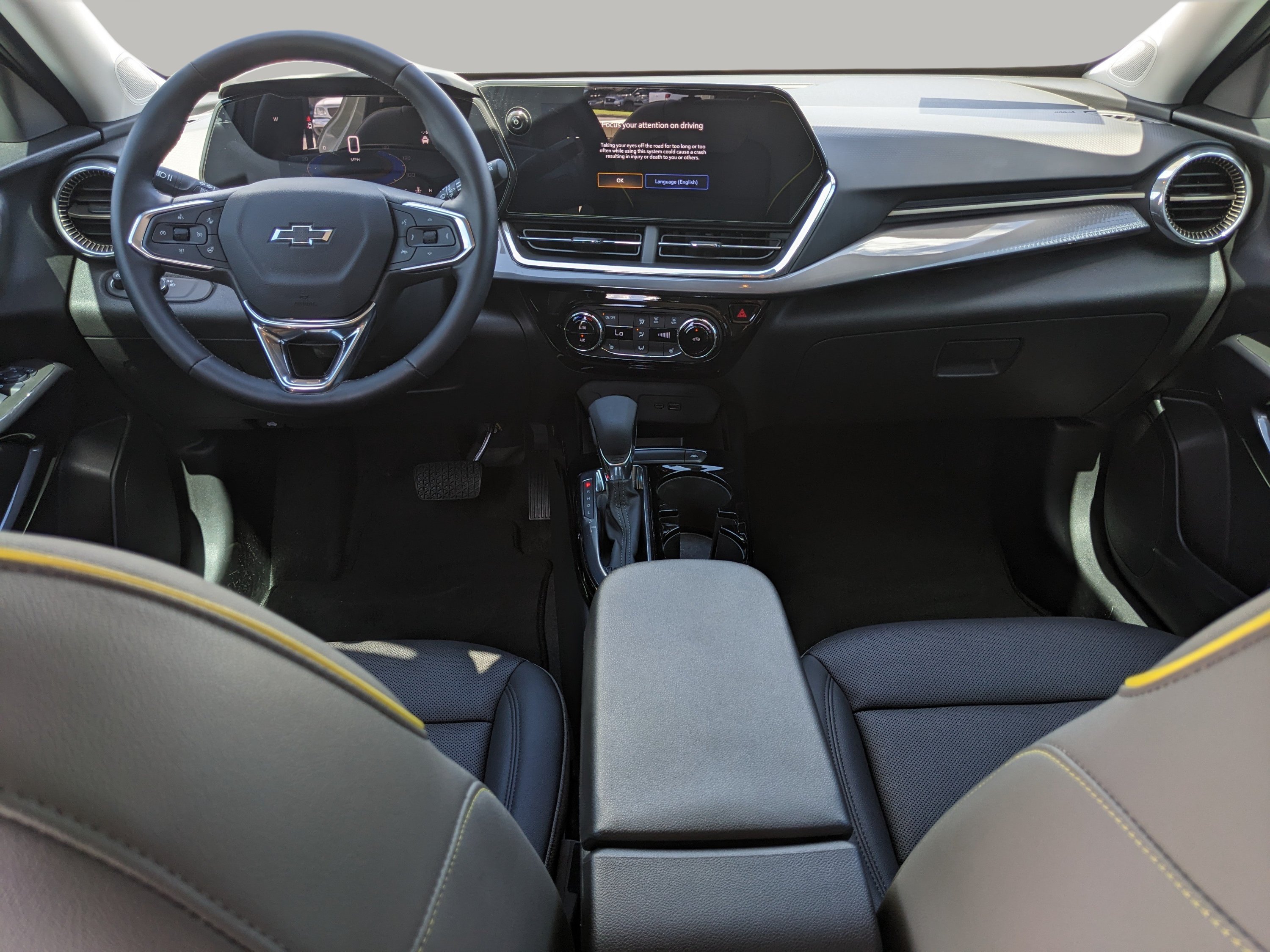 Used 2025 Chevrolet Trax ACTIV w/ Driver Confidence Package FWD image 13