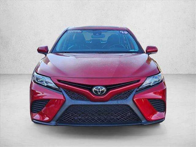Used 2019 Toyota Camry SE video 2