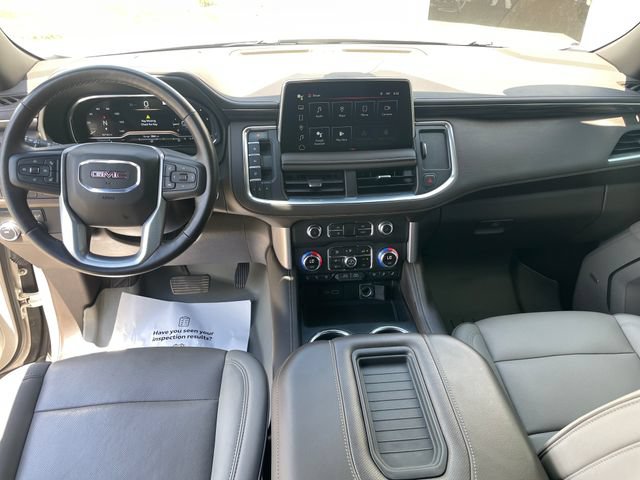 Used 2022 GMC Yukon XL SLT w/ SLT Luxury Package RWD image 13