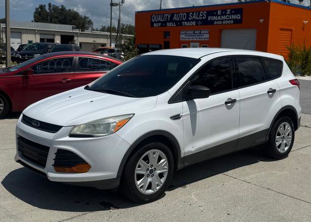 Used 2014 Ford Escape S FWD image 2