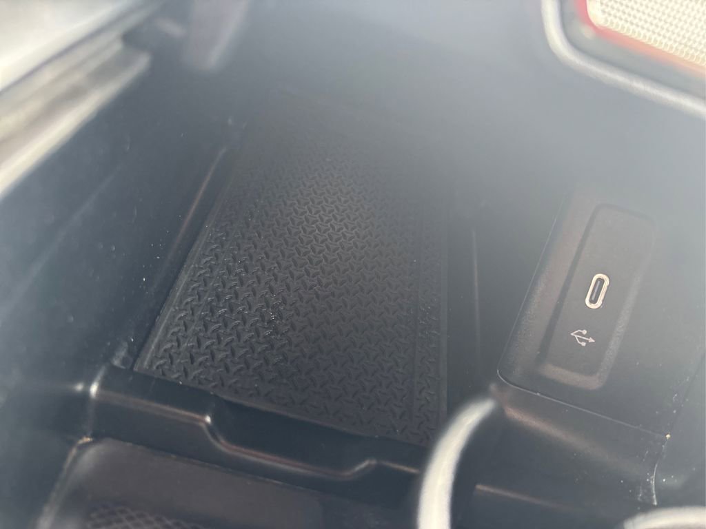 Used 2023 Mercedes-Benz GLC 300 image 38