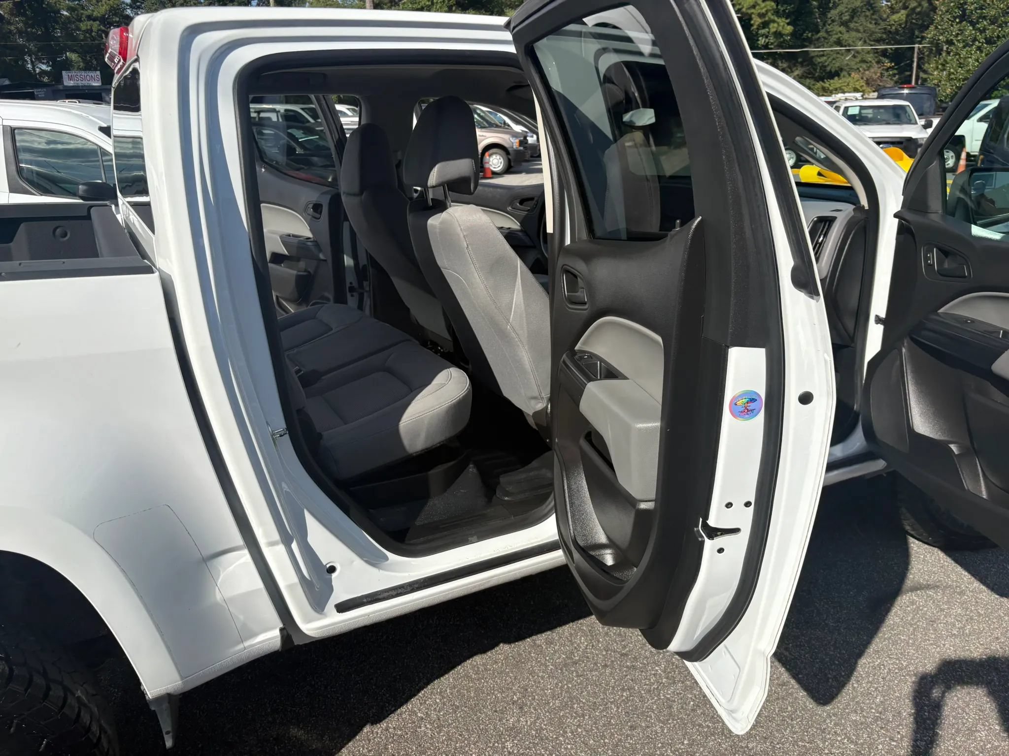 Used 2016 Chevrolet Colorado W/T w/ WT Convenience Package RWD image 31