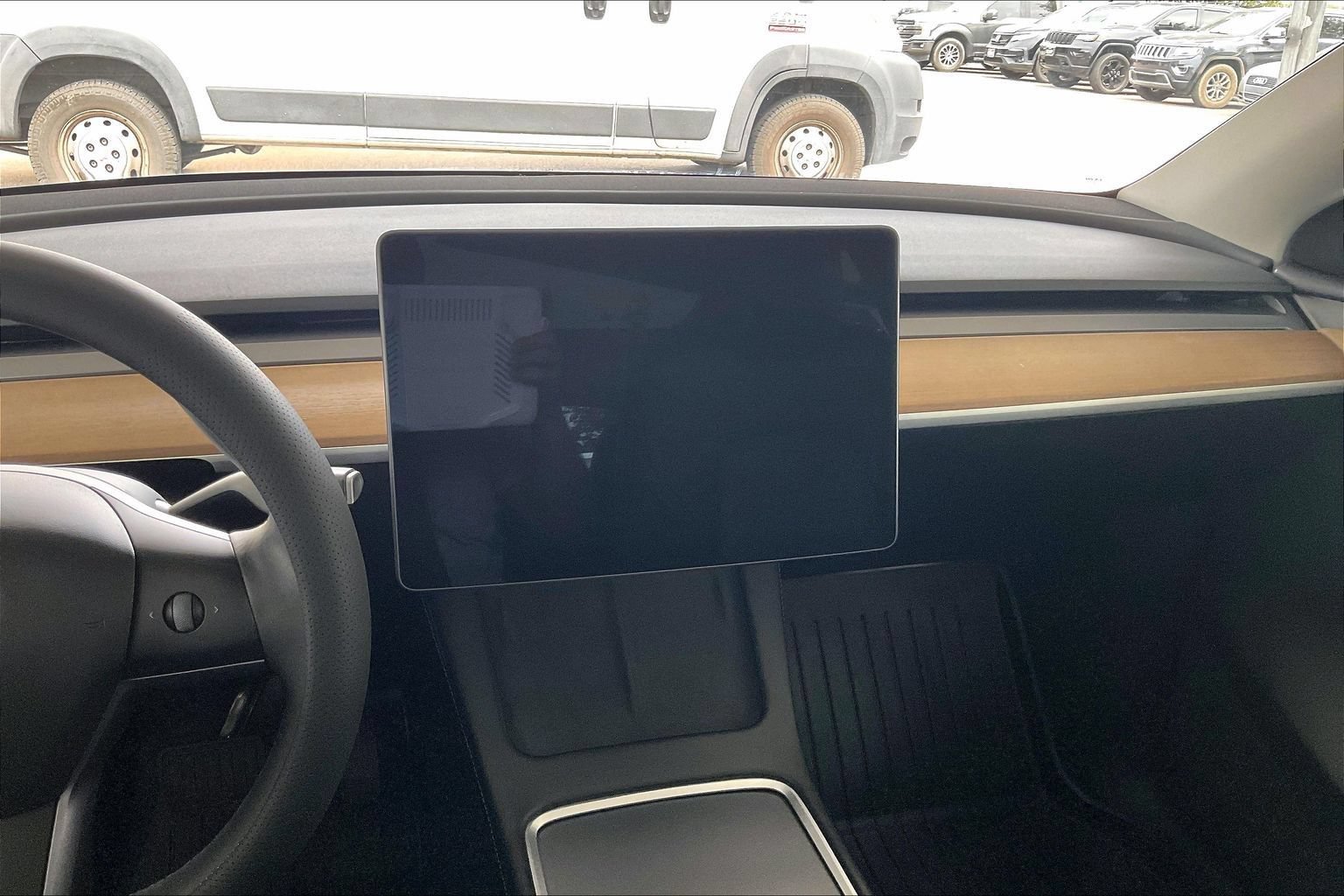 Used 2024 Tesla Model Y Long Range AWD/4WD image 9