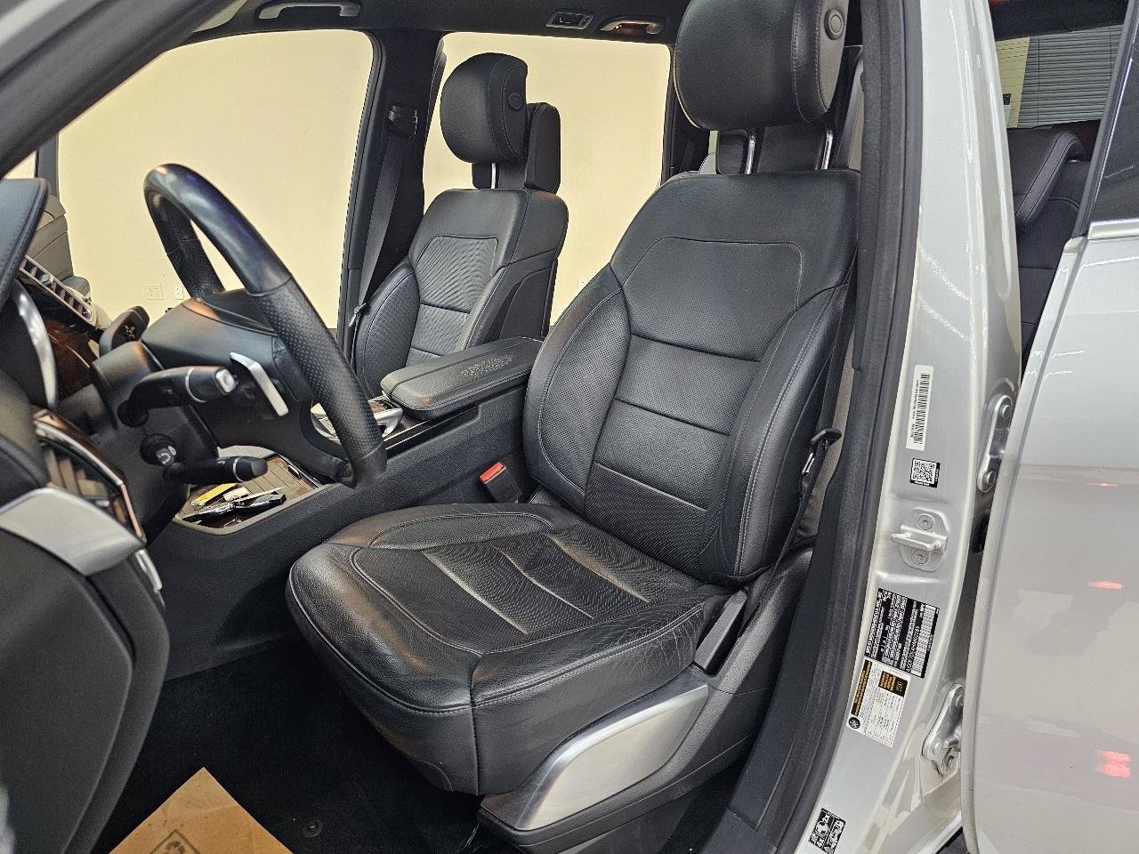 Used 2017 Mercedes-Benz GLS 550 4MATIC image 18