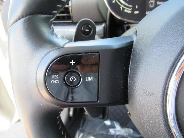 Used 2022 MINI Cooper Clubman S w/ Signature Upholstery Package FWD image 24