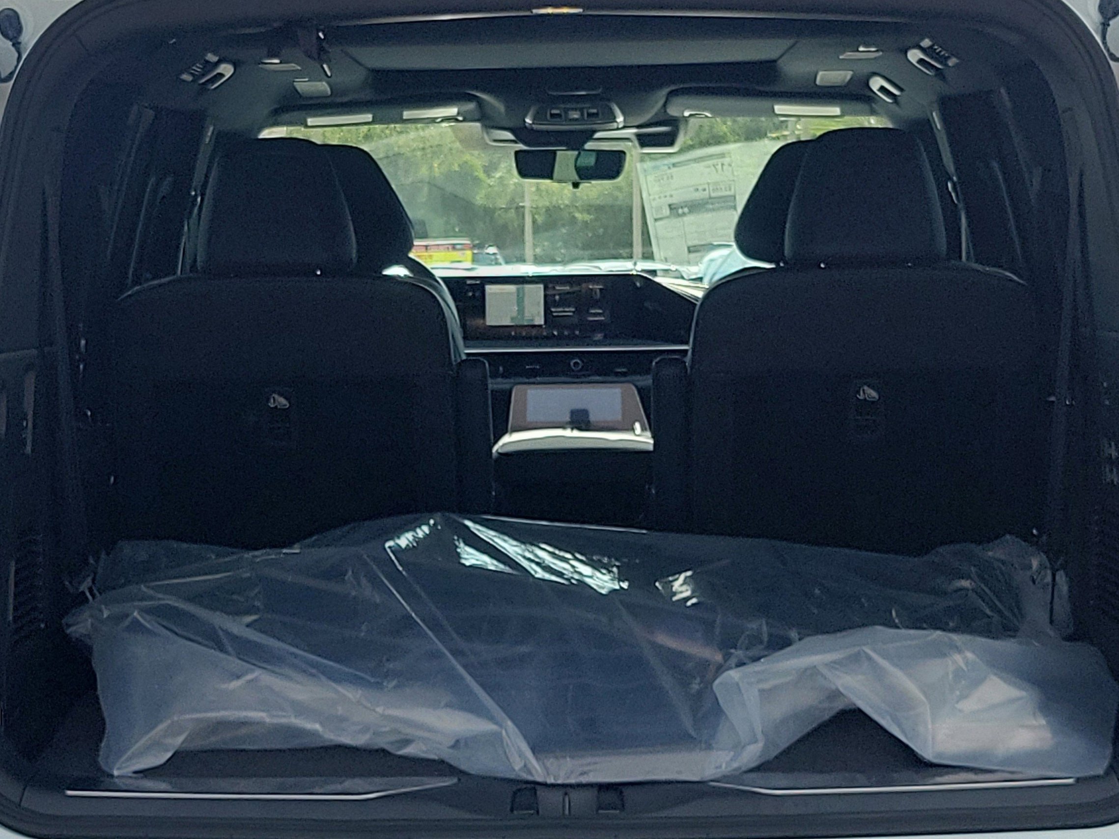 New 2026 INFINITI QX80 4WD image 8