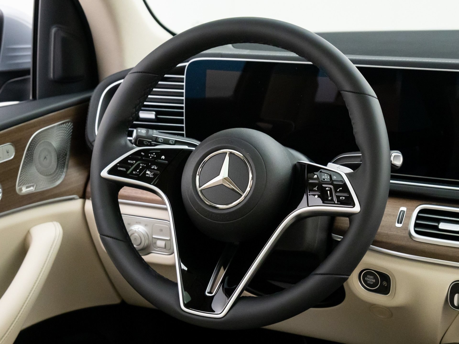 New 2026 Mercedes-Benz GLS 450 4MATIC image 11