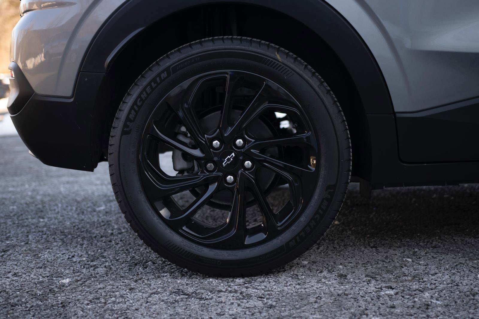 New 2027 Chevrolet Bolt RS w/ Technology Package FWD image 9