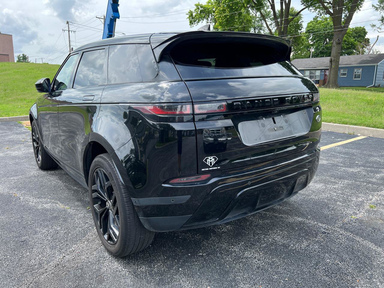 Used 2020 Land Rover Range Rover Evoque SE AWD/4WD image 3