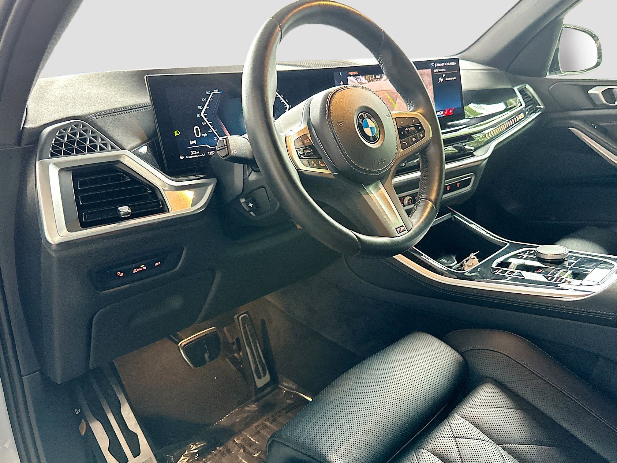 Certified 2024 BMW X5 xDrive40i w/ M Sport Package image 9