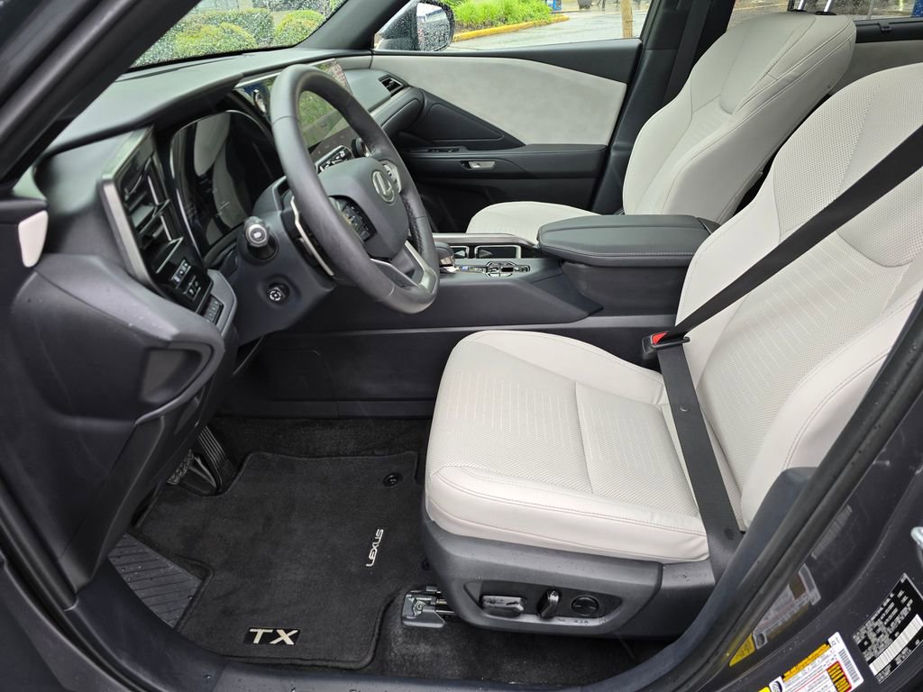 Used 2025 Lexus TX 350 AWD w/ Technology Package image 23