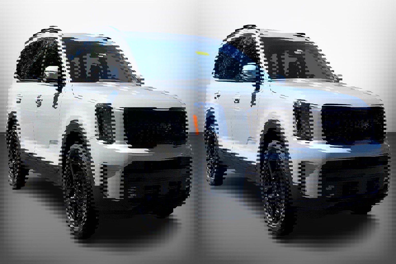 Certified 2025 Kia Telluride SX Prestige X-Line image 3